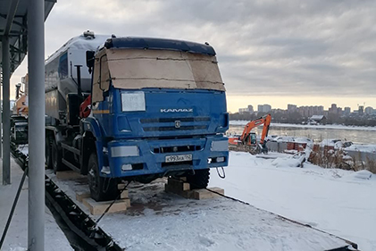 Универсальные платформы с грузом, готовмы к отправке со ст. Новосибирск-главный ЗСБ ЖД.