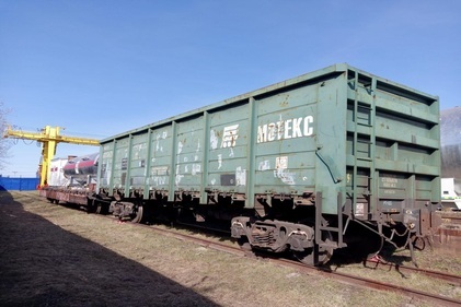 Оборудование и запасные части к нему в полувагоне. Маршрут Давлеканово КБШ - Усинск СЕВ